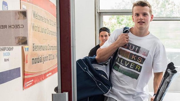 Hokejový útočník David Kämpf na kempu hokejové reprezentace. Hokejový útočník David Kämpf na kempu hokejové reprezentace.