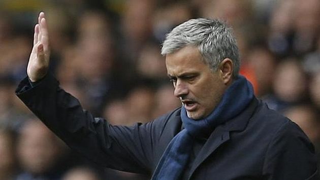 Kouč Chelsea José Mourinho v Chelsea předčasně skončil. Kouč Chelsea José Mourinho v Chelsea předčasně skončil.