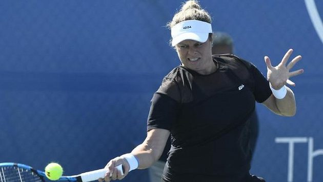 Doiová – Bouzková 6: 3, 6: 7, 6: 3, Clijsters’ return did not work out, she finished in the first round.  Bouzková did not succeed either