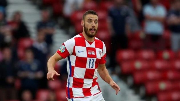 Chorvatský reprezentant Nikola Vlašič na snímku z evropského fotbalového šampionátu. Chorvatský reprezentant Nikola Vlašič na snímku z evropského fotbalového šampionátu.