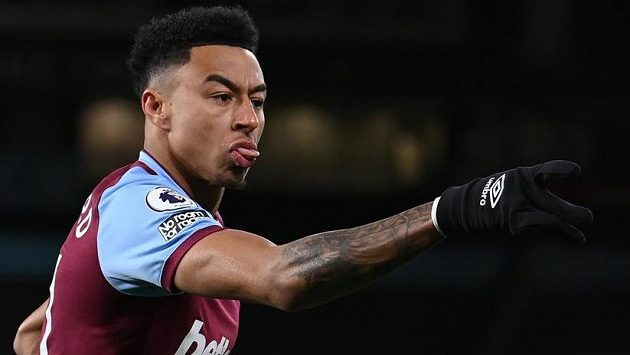 Jesse Lingard se raduje z úvodní branky utkání proti Wolverhamptonu, zůstane ve West Hamu i pro další sezony? Jesse Lingard se raduje z úvodní branky utkání proti Wolverhamptonu, zůstane ve West Hamu i pro další sezony?