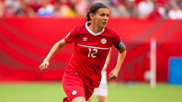 Kanadská fotbalistka Christine Sinclairová je novou nejlepší střelkyní v reprezentačních zápasech všech dob Kanadská fotbalistka Christine Sinclairová je novou nejlepší střelkyní v reprezentačních zápasech všech dob