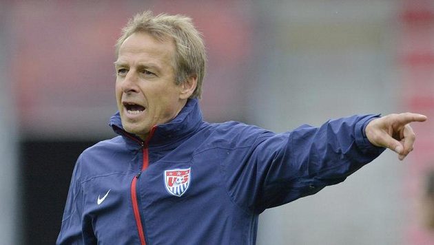 Trenér Američanů Jürgen Klinsmann před přípravným zápasem s Českem. Trenér Američanů Jürgen Klinsmann před přípravným zápasem s Českem.