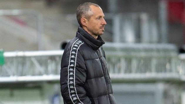 U fotbalistů Mohuče skončil s okamžitou platností trenér Jan-Moritz Lichte U fotbalistů Mohuče skončil s okamžitou platností trenér Jan-Moritz Lichte