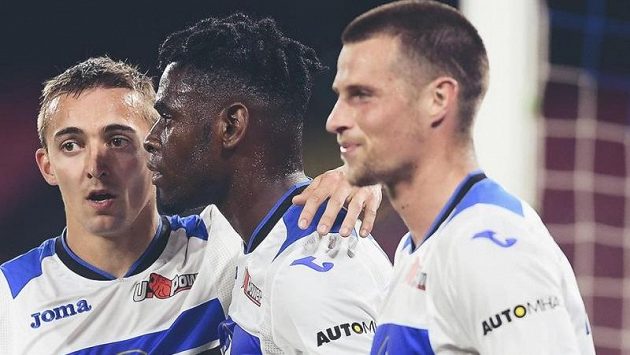Gólová radost fotbalistů Atalanty Bergamo. Gólová radost fotbalistů Atalanty Bergamo.