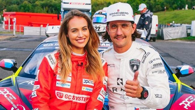 Jiří Mičánek a miss Natálie Kočendová. Jiří Mičánek a miss Natálie Kočendová.