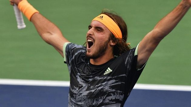 Stefanos Tsitsipas se raduje z postupu Stefanos Tsitsipas se raduje z postupu