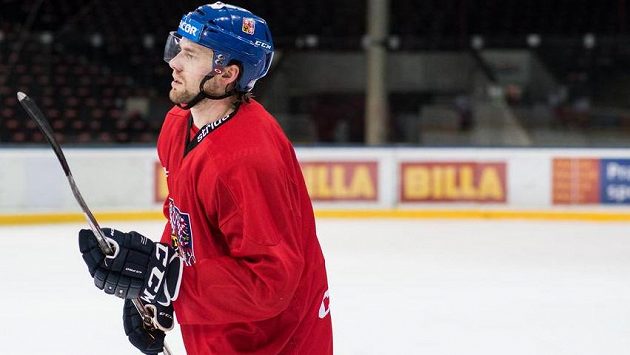 Jiří Sekáč během tréninku hokejové reprezentace v Praze. Jiří Sekáč během tréninku hokejové reprezentace v Praze.