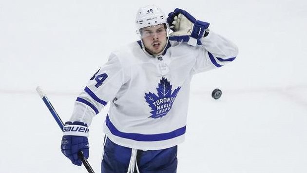 Auston Matthews byl vyhlášen první hvězdou úvodního týdne NHL Auston Matthews byl vyhlášen první hvězdou úvodního týdne NHL