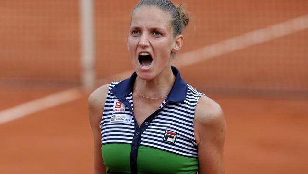 Karolína Plíšková se v semifinále French Open rvala ze všech sil. Karolína Plíšková se v semifinále French Open rvala ze všech sil.
