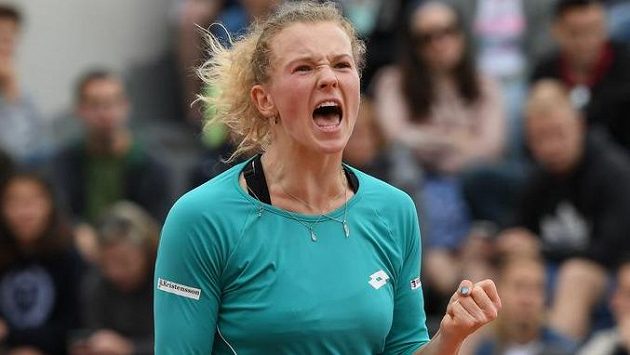 Kateřina Siniaková porazila favorizovanou Řekyni Marii Sakkariovou. Kateřina Siniaková porazila favorizovanou Řekyni Marii Sakkariovou.