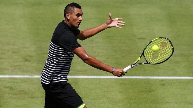 Australan Nick Kyrgios na londýnské trávě. Australan Nick Kyrgios na londýnské trávě.