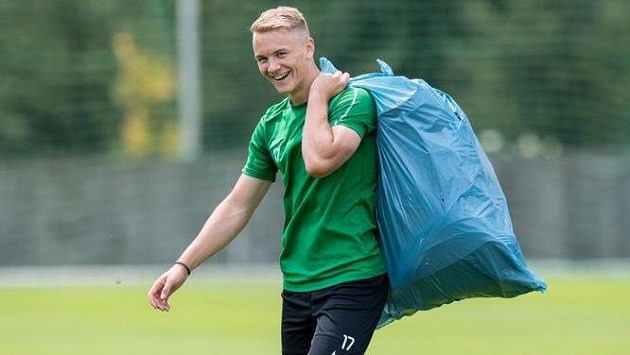 Záložník Jan Matoušek míří do Slavie. Záložník Jan Matoušek míří do Slavie.