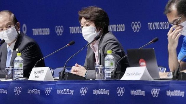 Předsedkyně organizačního výboru Seiko Hašimotová oznámila odvolání šéfa olympijských ceremoniálů Kentaro Kobajašiho Předsedkyně organizačního výboru Seiko Hašimotová oznámila odvolání šéfa olympijských ceremoniálů Kentaro Kobajašiho