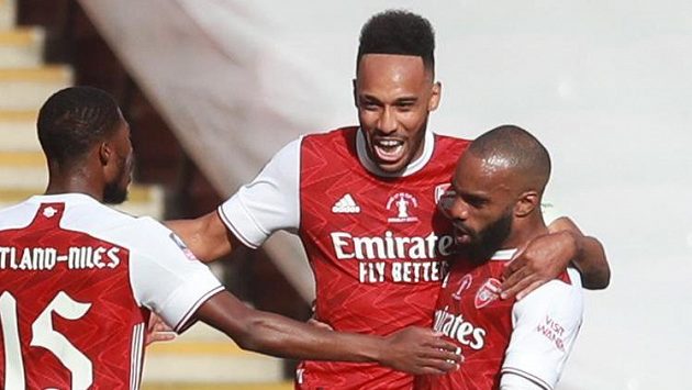 Pierre-Emerick Aubameyang se postaral o vyrovnávací branku Pierre-Emerick Aubameyang se postaral o vyrovnávací branku