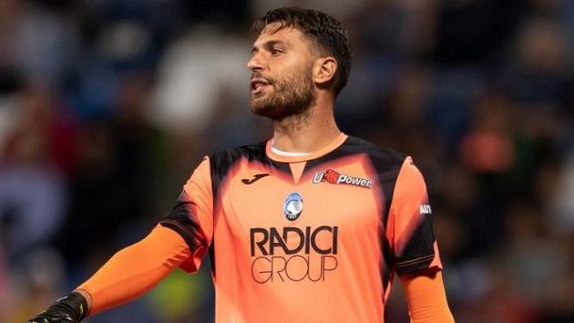 Brankář Atalanty Bergamo Marco Sportiello měl pozitivní test na koronavirus Brankář Atalanty Bergamo Marco Sportiello měl pozitivní test na koronavirus