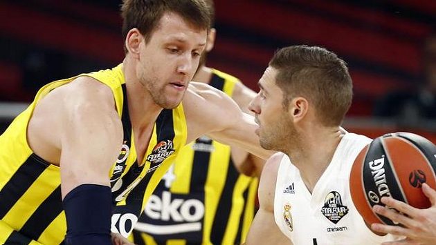Jan Veselý Fenerbahce k bronzu nepomohl. Jan Veselý Fenerbahce k bronzu nepomohl.