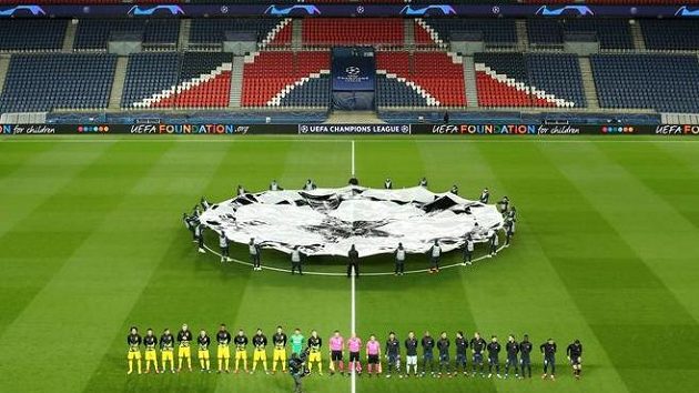 Zápas PSG s Dortmundem se hrál kvůli koronaviru bez diváků. Zápas PSG s Dortmundem se hrál kvůli koronaviru bez diváků.