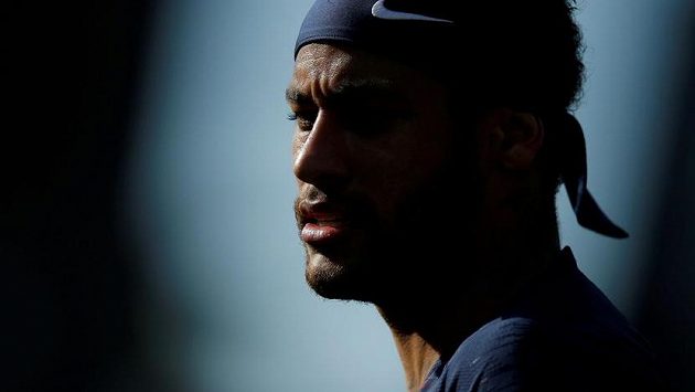 Brazilský fotbalista Neymar v PSG pokračovat nechce. Brazilský fotbalista Neymar v PSG pokračovat nechce.
