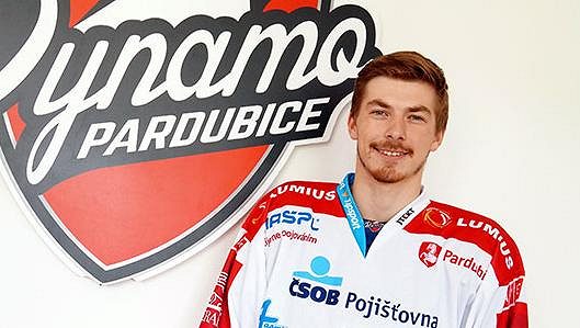 Útočník Vladislav Bojko si řekl v Pardubicích o smlouvu. Útočník Vladislav Bojko si řekl v Pardubicích o smlouvu.