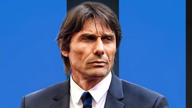 Trenér Antonio Conte. Trenér Antonio Conte.