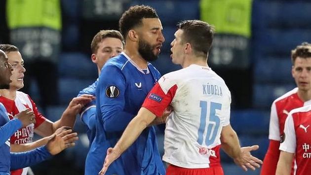 Ondřej Kúdela se dostal proti Rangers do pořádných problémů Ondřej Kúdela se dostal proti Rangers do pořádných problémů