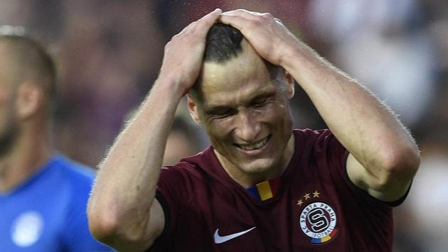 Lukáš Štetina ze Sparty při utkání se Slováckem. Lukáš Štetina ze Sparty při utkání se Slováckem.