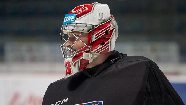 Brankář Dominik Furch během tréninku hokejové reprezentace ve Znojmě. Brankář Dominik Furch během tréninku hokejové reprezentace ve Znojmě.
