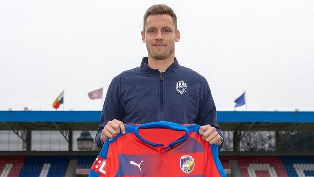 Lukáš Kalvach je další posilou Viktorie. Lukáš Kalvach je další posilou Viktorie.
