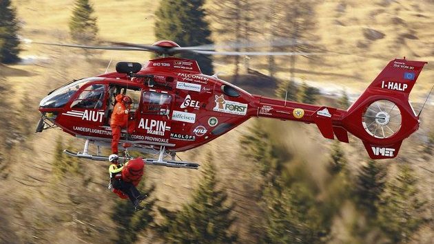 Florian Scheiber byl po pádu transportován helikoptérou. Florian Scheiber byl po pádu transportován helikoptérou.