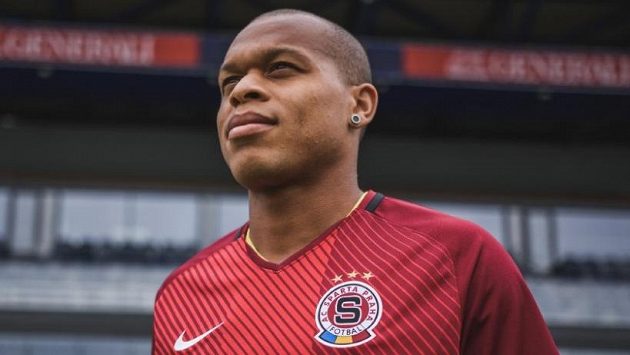 Francouz Jonathan Biabiany se ve Spartě moc neukázal Francouz Jonathan Biabiany se ve Spartě moc neukázal
