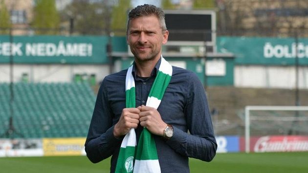 Trenér Martin Hašek už je doma v Ďolíčku. Trenér Martin Hašek už je doma v Ďolíčku.