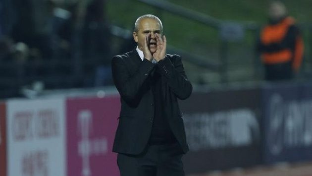 Vítězslav Lavička, trenér reprezentační jednadvacítky. Vítězslav Lavička, trenér reprezentační jednadvacítky.