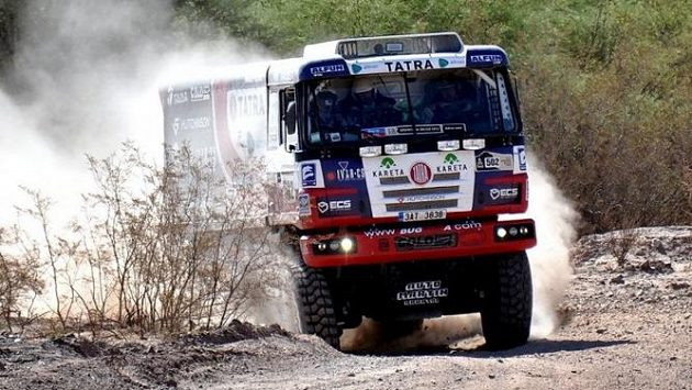 Tatra Buggyra Martina Kolomého na trati 6. etapy. Tatra Buggyra Martina Kolomého na trati 6. etapy.