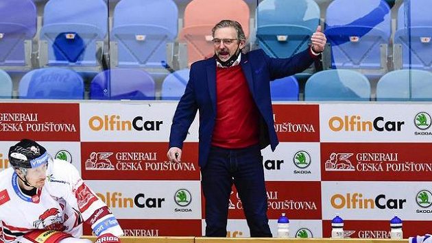 Trenér Olomouce Zdeněk Moták. Trenér Olomouce Zdeněk Moták.