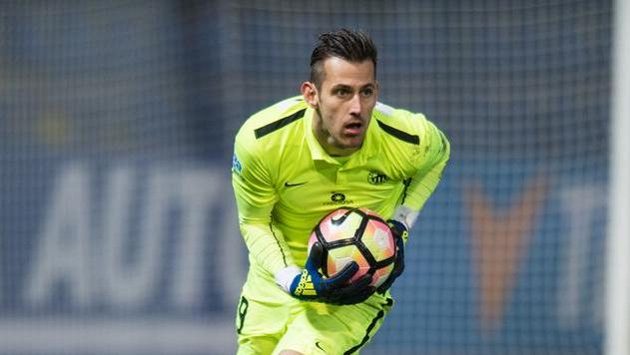 Brankář Liberce Martin Dúbravka během utkání se Spartou. Brankář Liberce Martin Dúbravka během utkání se Spartou.