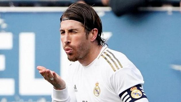 Kapitán Sergio Ramos slaví gól Realu Madrid. Kapitán Sergio Ramos slaví gól Realu Madrid.