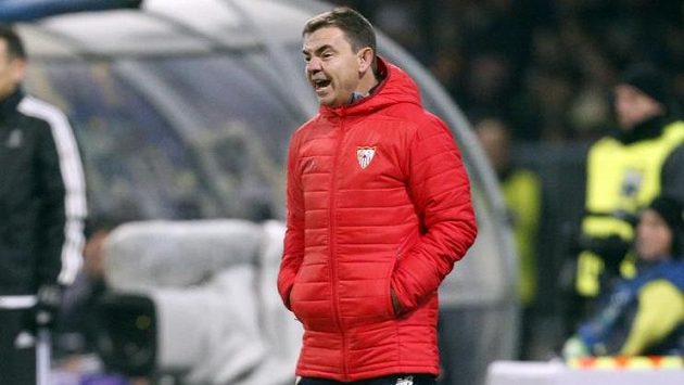 Kouč Sevilly Eduardo Berizzo při zápase LM s Mariborem. Kouč Sevilly Eduardo Berizzo při zápase LM s Mariborem.