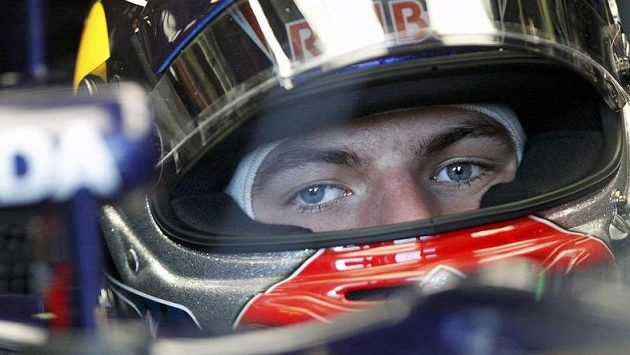 Hodně pozornosti budí mladík Max Verstappen ze stáje Toro Rosso. Hodně pozornosti budí mladík Max Verstappen ze stáje Toro Rosso.