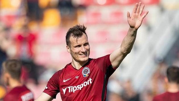 Lukáš Štetina ze Sparty dal na několik měsíců základní sestavě nechtěné sbohem... Lukáš Štetina ze Sparty dal na několik měsíců základní sestavě nechtěné sbohem...