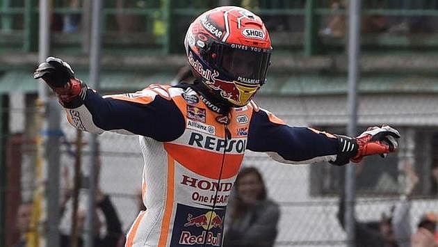Vítěz kategorie MotoGP Marc Márquez ze Španělska. Vítěz kategorie MotoGP Marc Márquez ze Španělska.