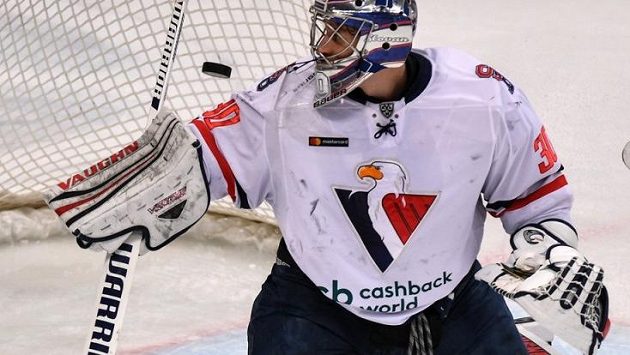 Jakub Štěpánek bude v úvodu sezony chybět v sestavě hokejistů Pardubi Jakub Štěpánek bude v úvodu sezony chybět v sestavě hokejistů Pardubi
