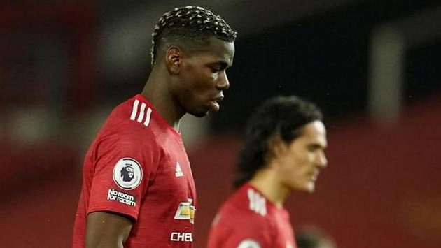 Zklamaný fotbalista Manchesteru United Paul Pogba po porážce se Sheffieldem Zklamaný fotbalista Manchesteru United Paul Pogba po porážce se Sheffieldem