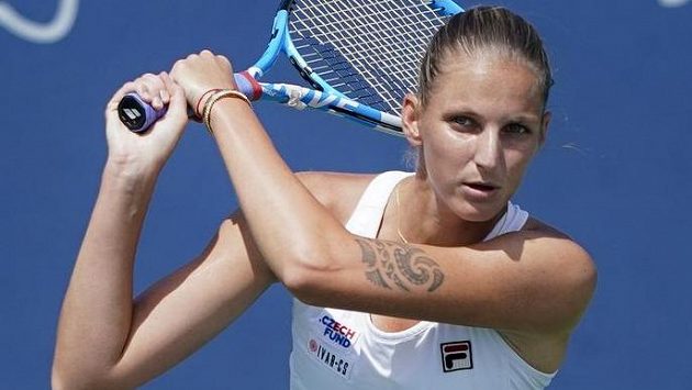 Karolína Plíšková v zápase proti Rebecce Petersonové Karolína Plíšková v zápase proti Rebecce Petersonové