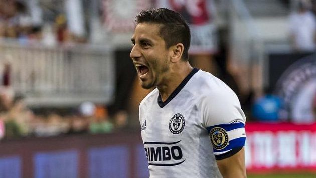 Fotbalista Philadelphie Union Alejandro Bedoya oslavuje gól během duelu MLS proti D.C. United. Fotbalista Philadelphie Union Alejandro Bedoya oslavuje gól během duelu MLS proti D.C. United.