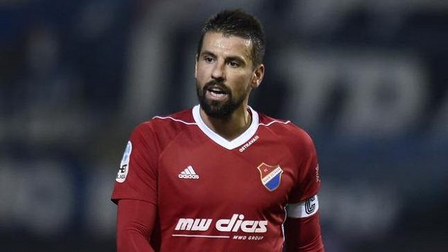 Prohře Baníku nezabránil ani kapitán Milan Baroš. Prohře Baníku nezabránil ani kapitán Milan Baroš.