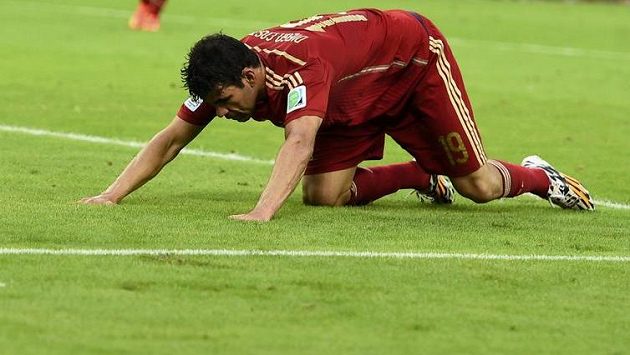 Diego Costa jakoby nechtěl věřit tomu, že jeho tým je na tom tak zle. Diego Costa jakoby nechtěl věřit tomu, že jeho tým je na tom tak zle.