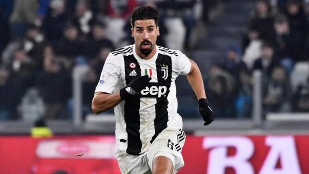 Khedira by mohl posílit Wolverhampton Khedira by mohl posílit Wolverhampton