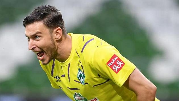 Brémský brankář Jiří Pavlenka při baráži s Heidenheimem. Brémský brankář Jiří Pavlenka při baráži s Heidenheimem.