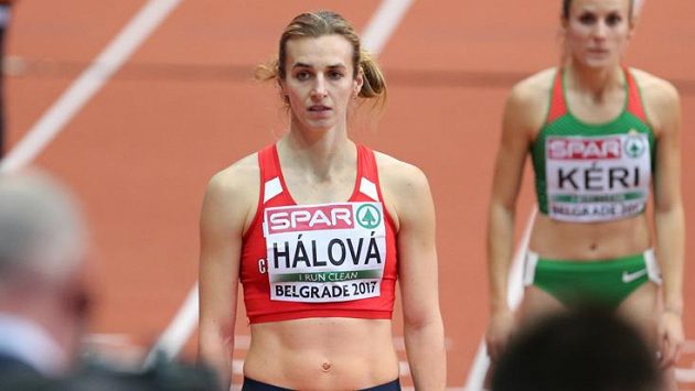Kateřina Hálová na startu rozběhu osmistovky v Bělehradě. Kateřina Hálová na startu rozběhu osmistovky v Bělehradě.